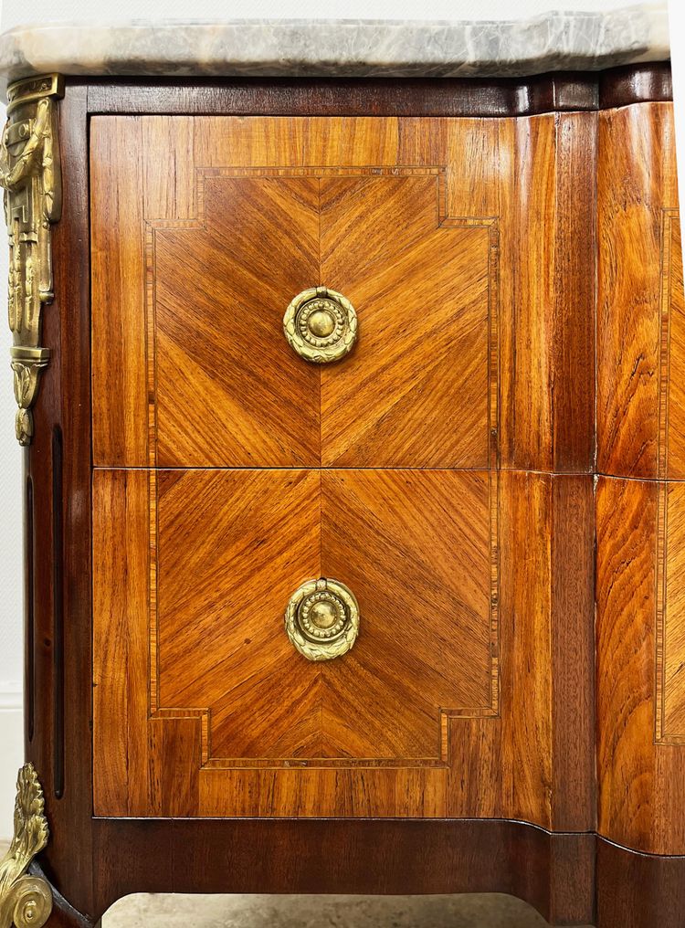 Commode style transition en marqueterie estampillé FRANCOIS DAIDÉ