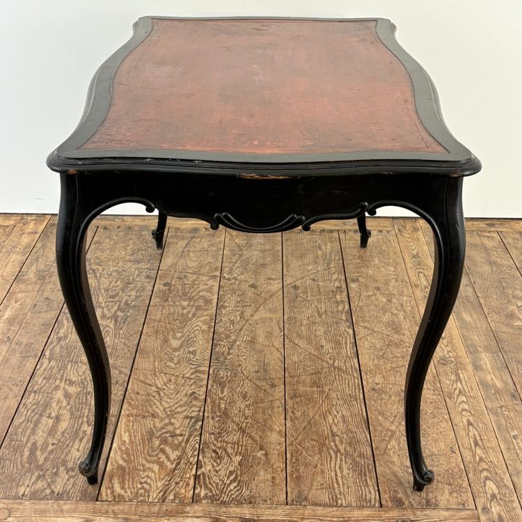 Schreibtisch aus der Napoleon-III.-Zeit
