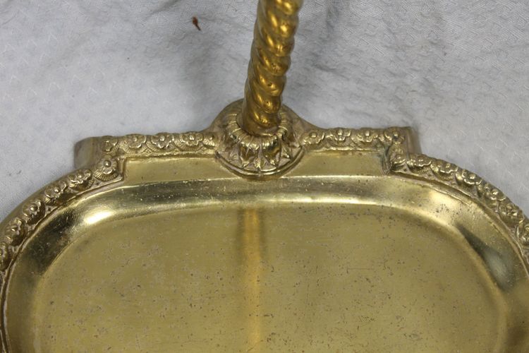 Serviteur de cheminée en bronze de style Louis XVI époque 19ème
