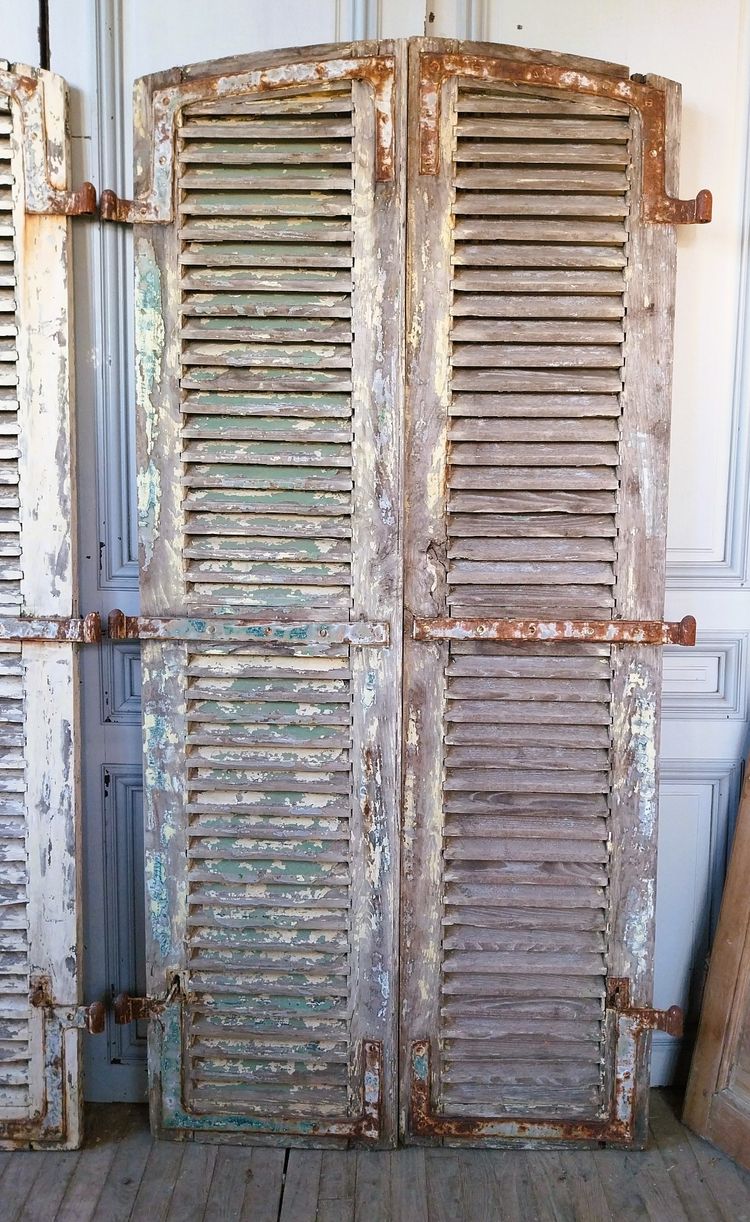 Zwei Paar Alte Jalousien Eiche Schrank Ankleidezimmer Türen Wanddekoration