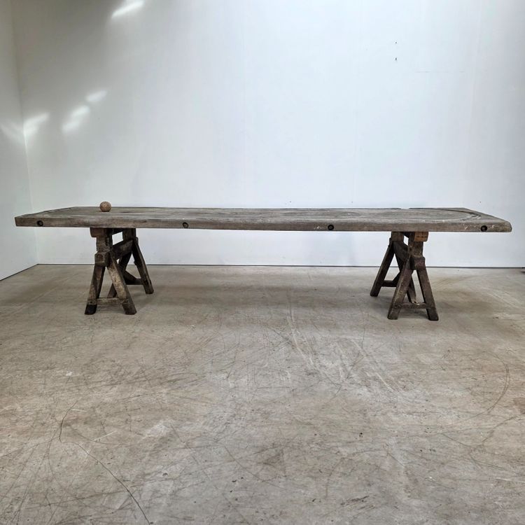 Grande table fin 19ème provenant d'une fromagerie d'alpage 