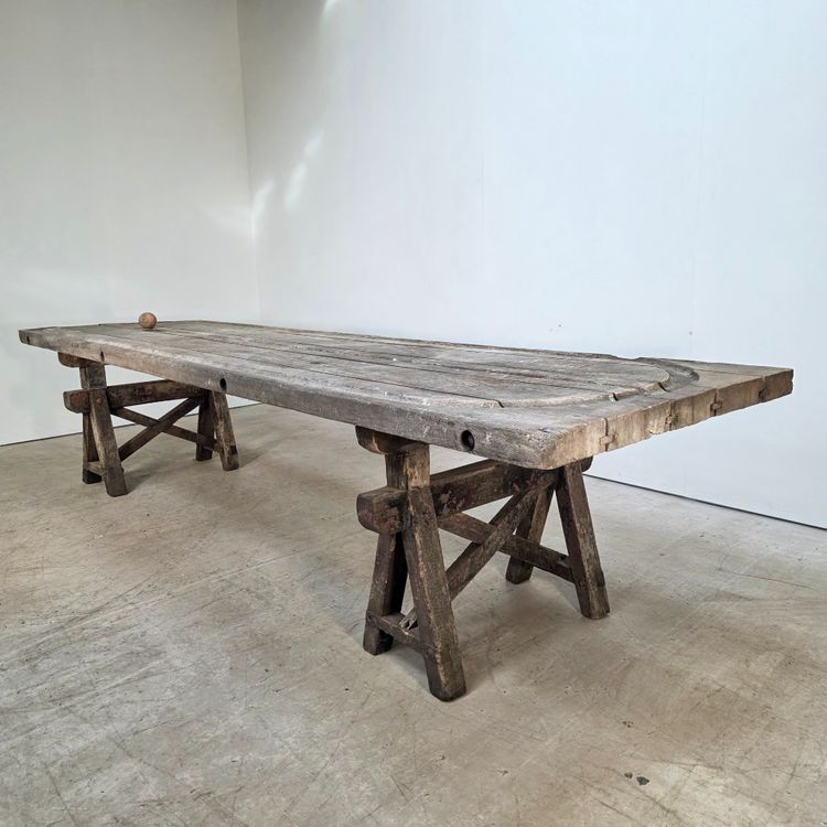 Grande table fin 19ème provenant d'une fromagerie d'alpage 