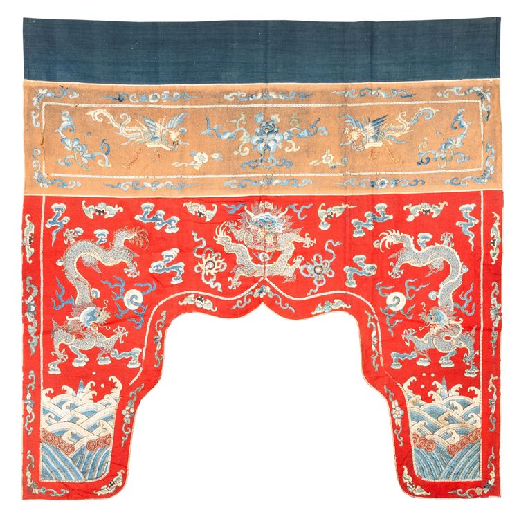  Chinesische Stickerei (Stoff) aus Gold- und Silberfäden. China - Circa 1880
