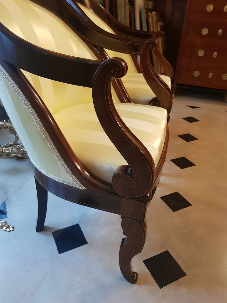Paire de fauteuils gondole en palissandre .Epoque Charles X.