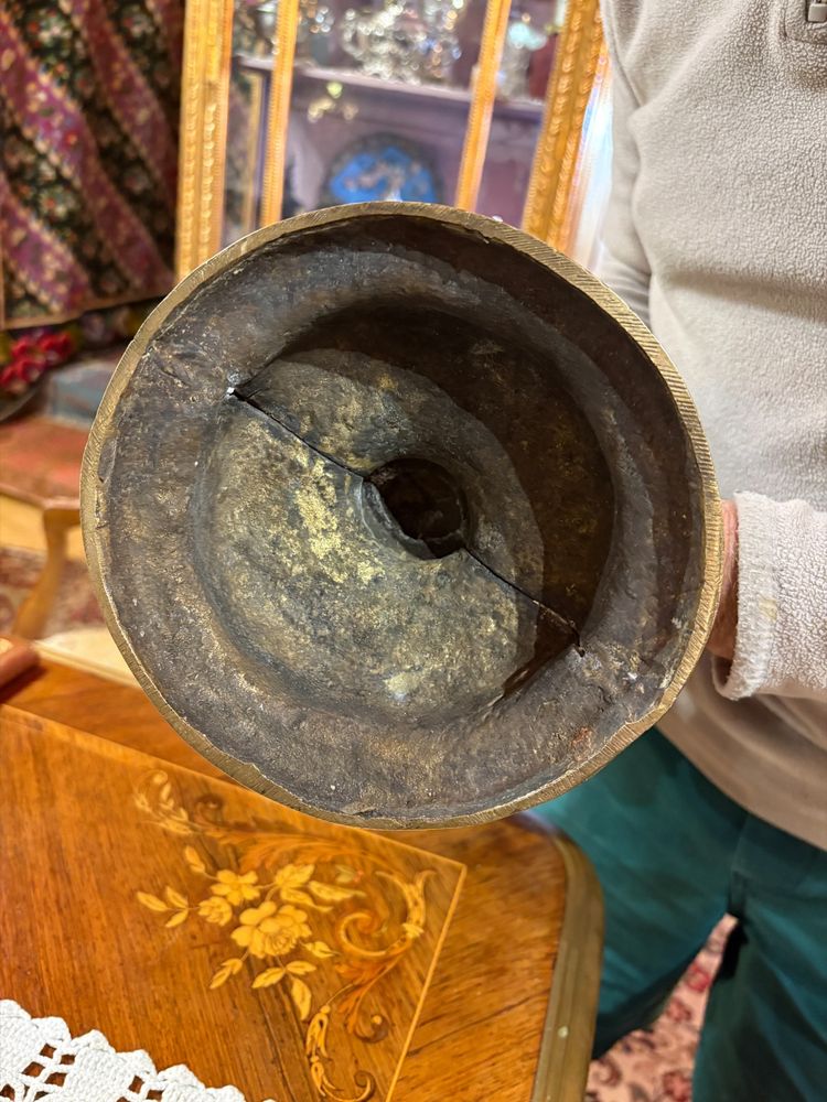 Bronze cup, 18th century