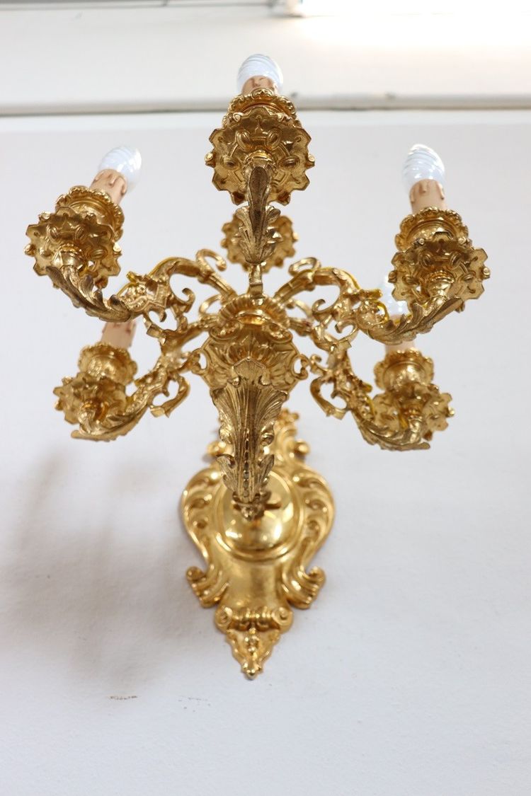 Antique Style Refined Pair of Wall Lights in Bronze