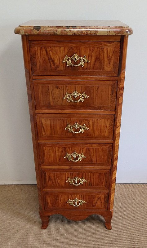 Kleine Chiffonnier aus Rosen- und Veilchenholz, gestempelt "Boudin", Übergangszeit Louis XIV / Louis XV - 1760