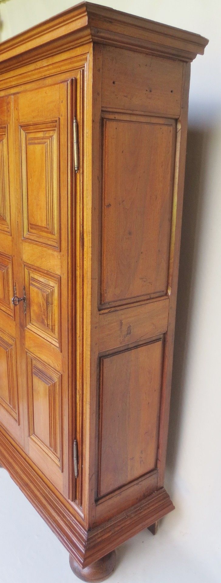 Walnut armoirette, 17th century.
