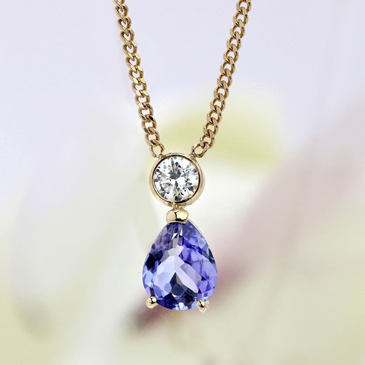 Collier en or tanzanite et diamant