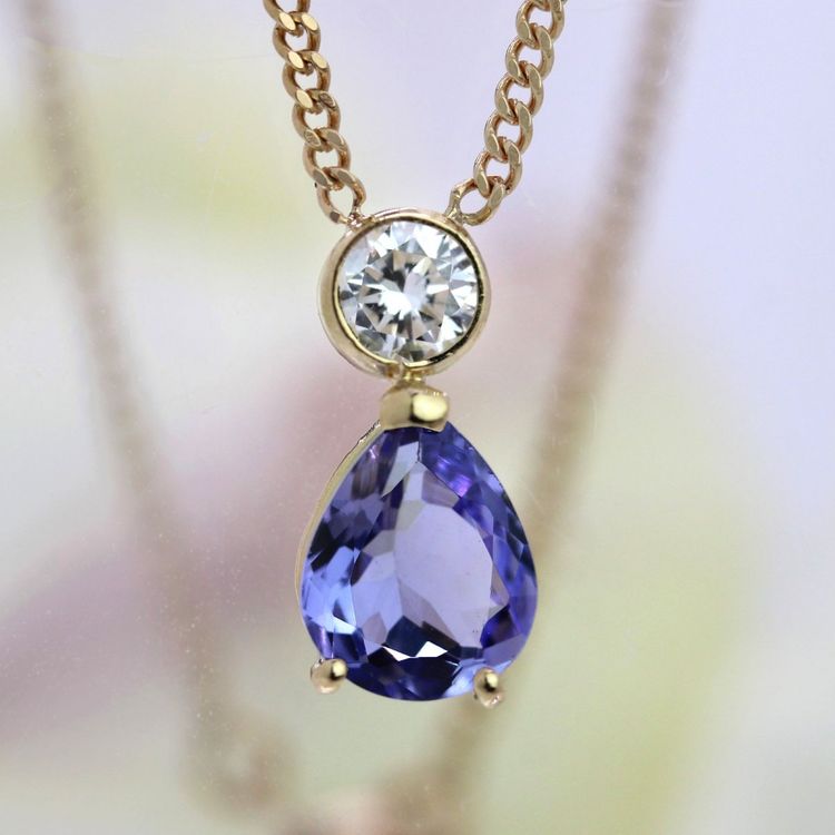 Collier en or tanzanite et diamant