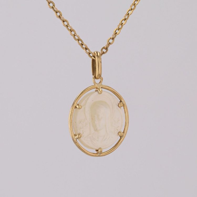 Médaille Vierge or jaune nacre