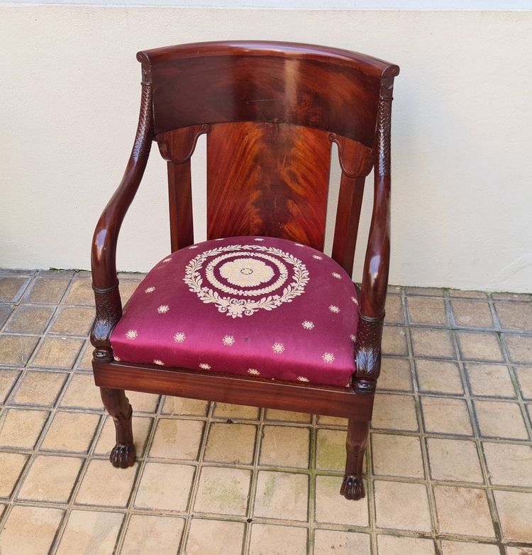 Grand fauteuil de bureau estampillé Quenne (1766-1837). Epoque Empire .