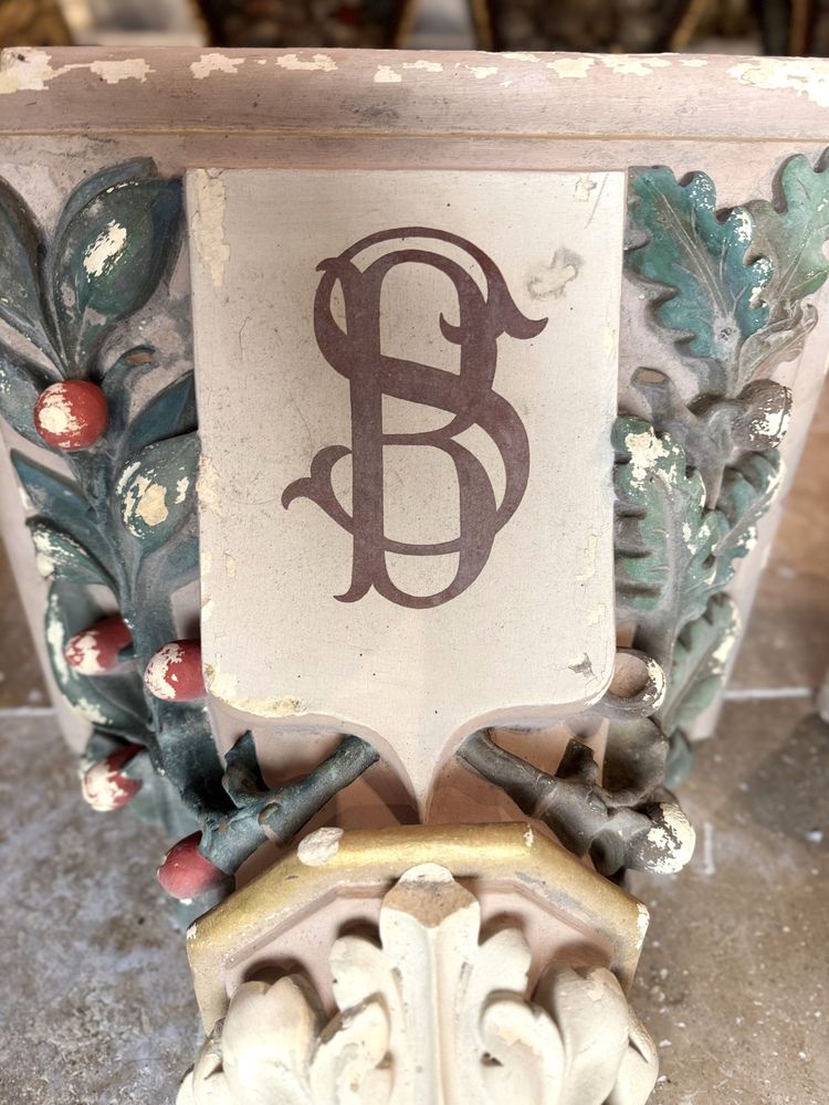 Pair of chapel consoles - Saint Bénilde - 20th century