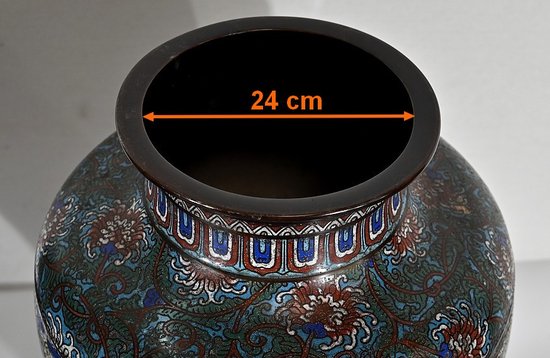 Paire d’Importants Vases en émaux cloisonnés, Japon – XIXe