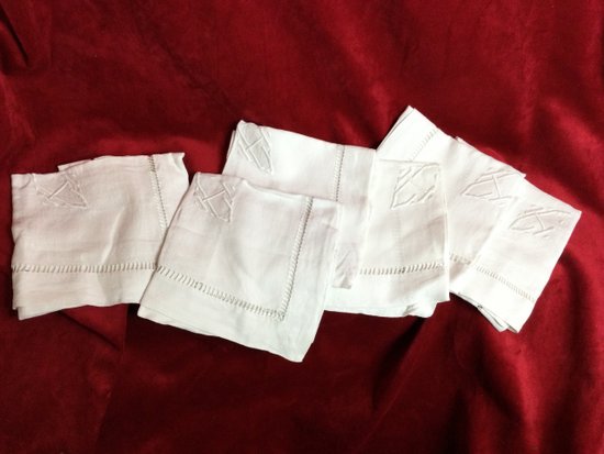 6 serviettes de table chiffrées 