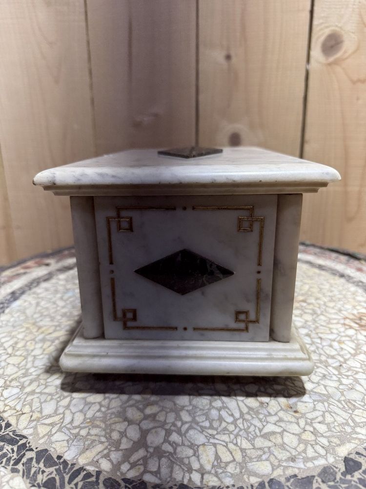 Box - Napoleon III marble jewelry box