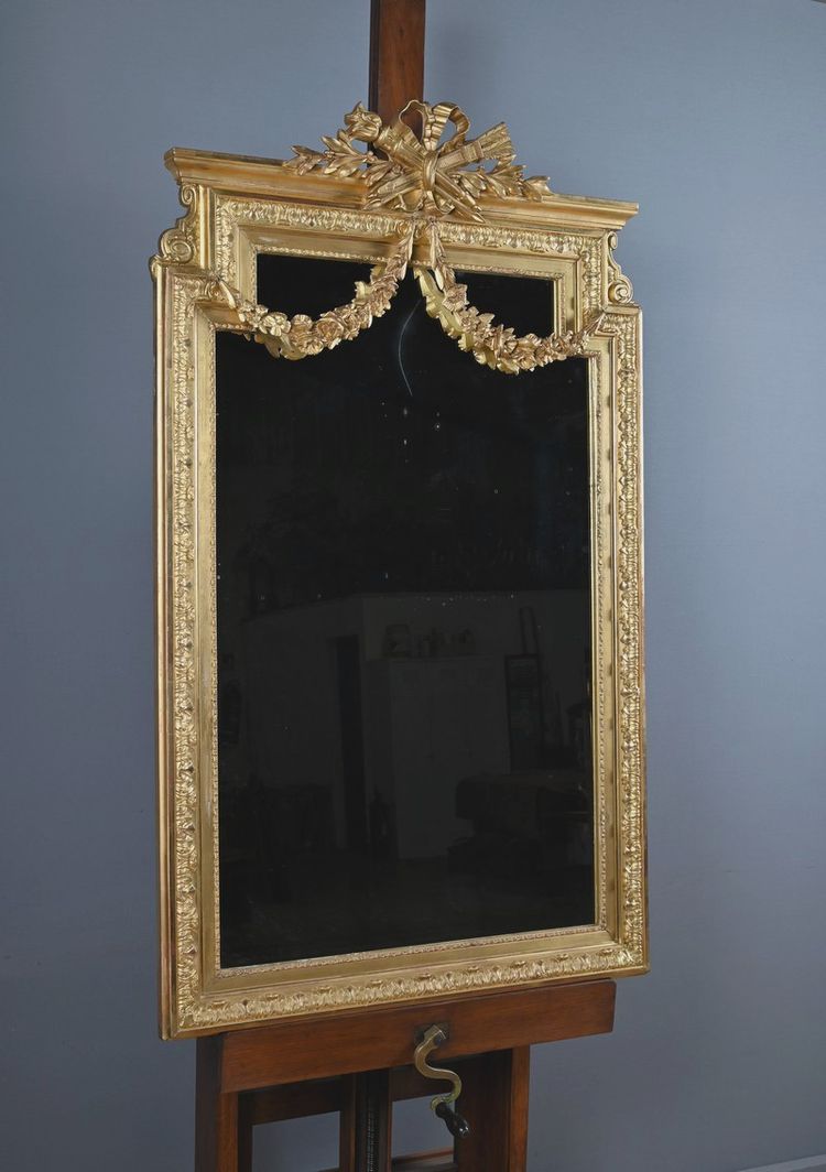 Grande specchio in legno dorato, stile Luigi XVI - seconda metà del XIX secolo