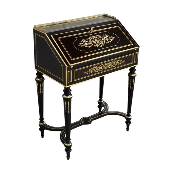 Petit Bureau de Pente en Poirier Noirci, époque Napoléon III – Début XIXe