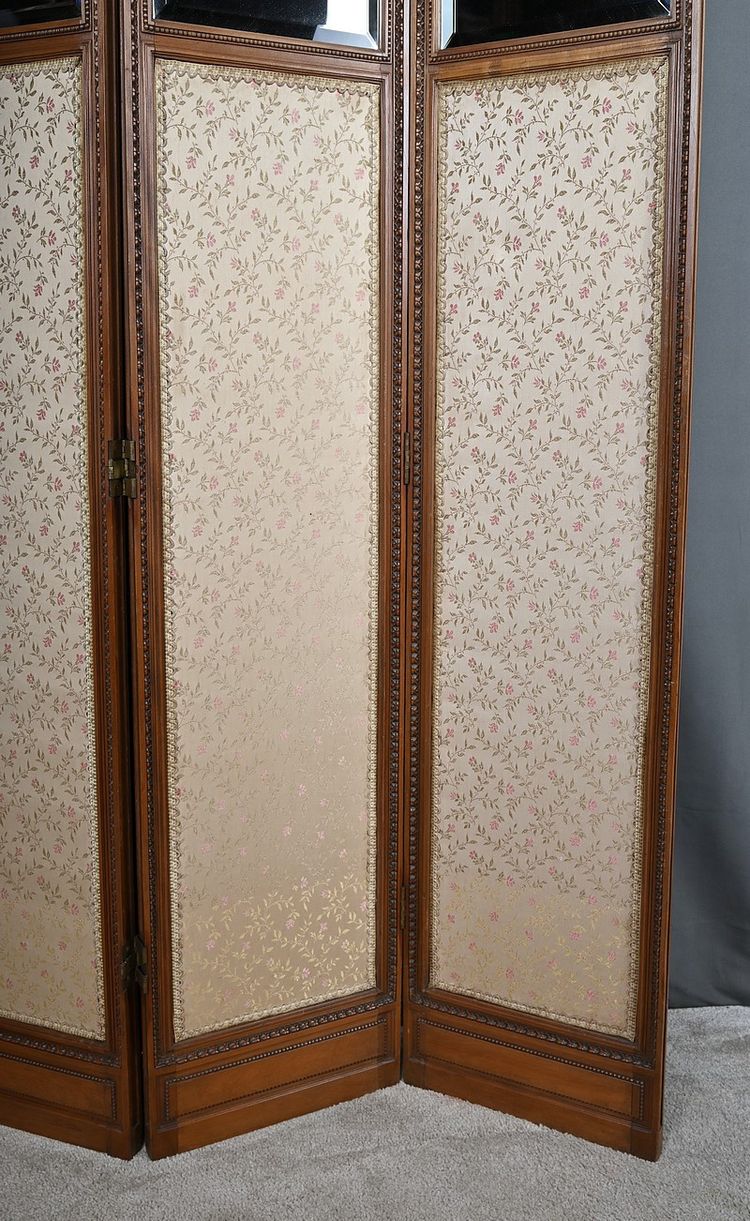 Walnut screen, Louis XVI style - Early 20th century