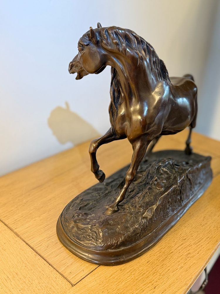 Pierre-Jules Mêne - Raised right front stallion
