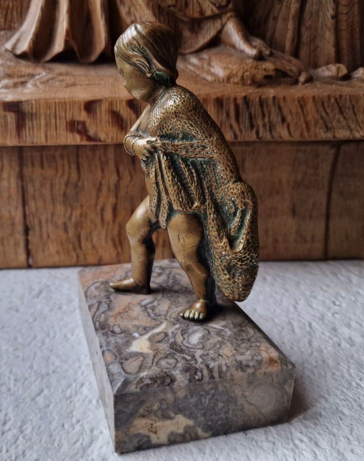 Statuette d'Enfant Ou Putto Pêcheur En Bronze 18ème