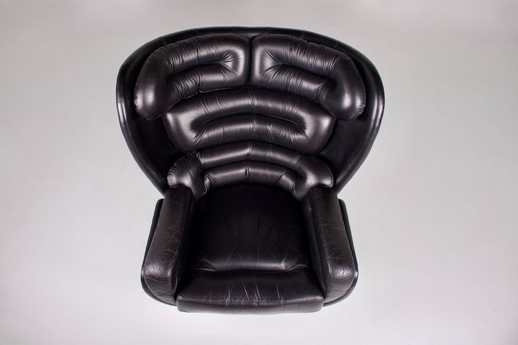 Poltrona Elda nera di Joe Colombo, edizione Comfort