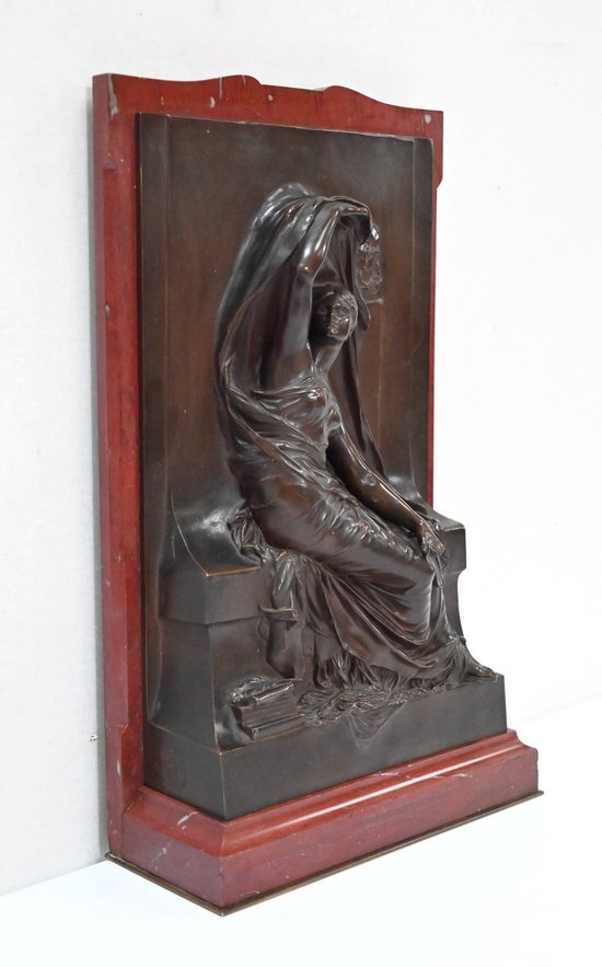 Stele in bronzo e marmo, "La Pensée", di H. Chapu - Fine XIX secolo