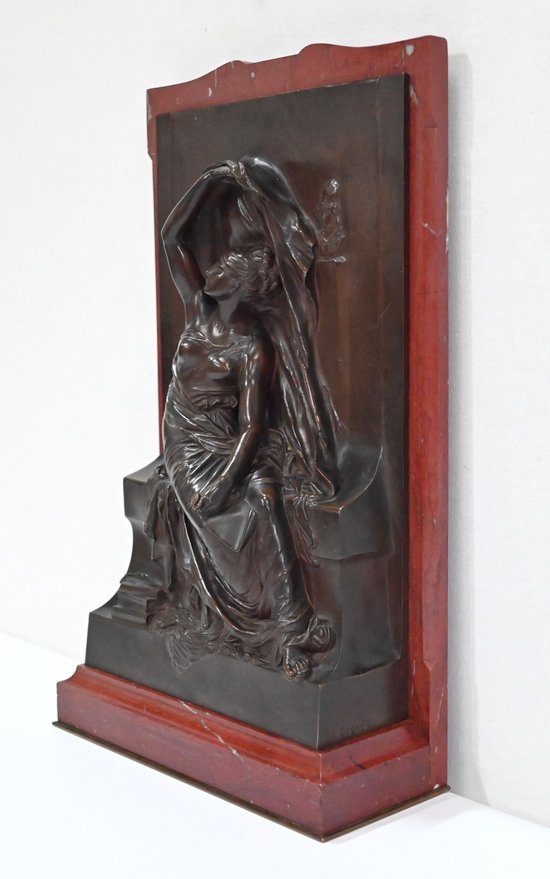 Stele in bronzo e marmo, "La Pensée", di H. Chapu - Fine XIX secolo