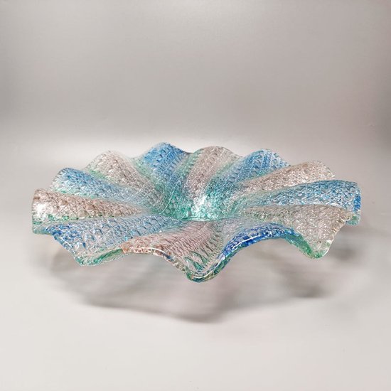 1960 Magnifique grand centre de table bleu, rose et vert en verre de Murano par Linea Arte Murano. Fabriqué en Italie
