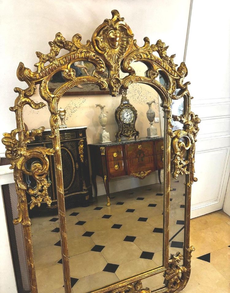 Grande specchio in legno dorato della fine del XVIII secolo con pannello laterale