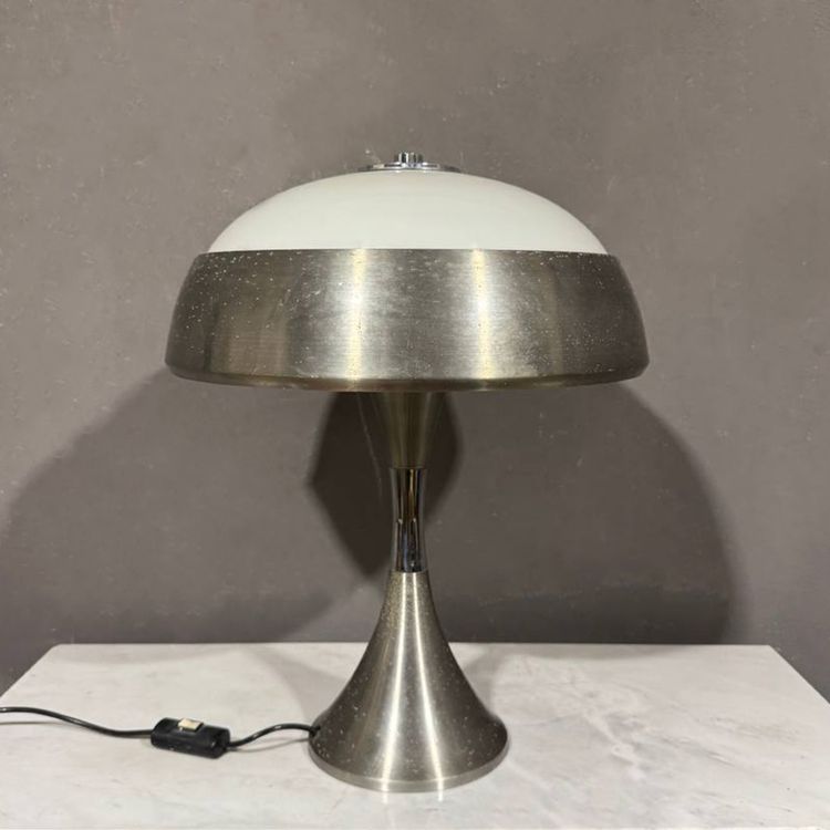 Lampe de table de style Goffredo Reggiani