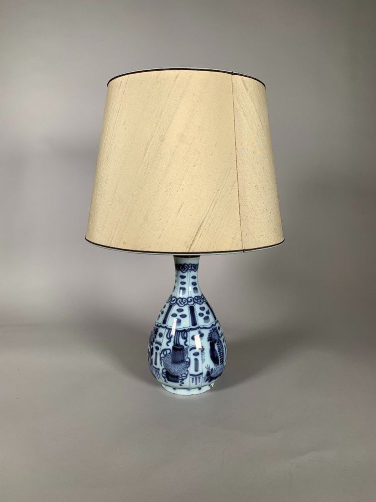 Vase En Céramique De Delft XVIIème Siècle  Samuel Van Eenhoorn Dans Le Style Krakk Chinoiserie