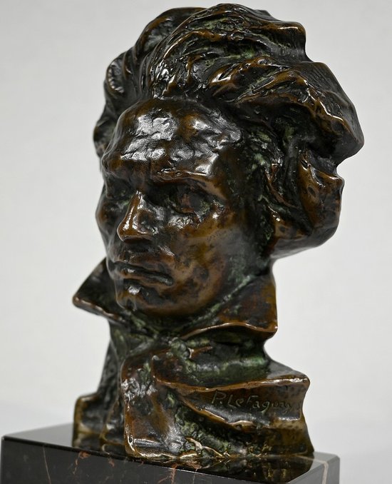 Bronzo "Beethoven" di P. Le Faguays -1930