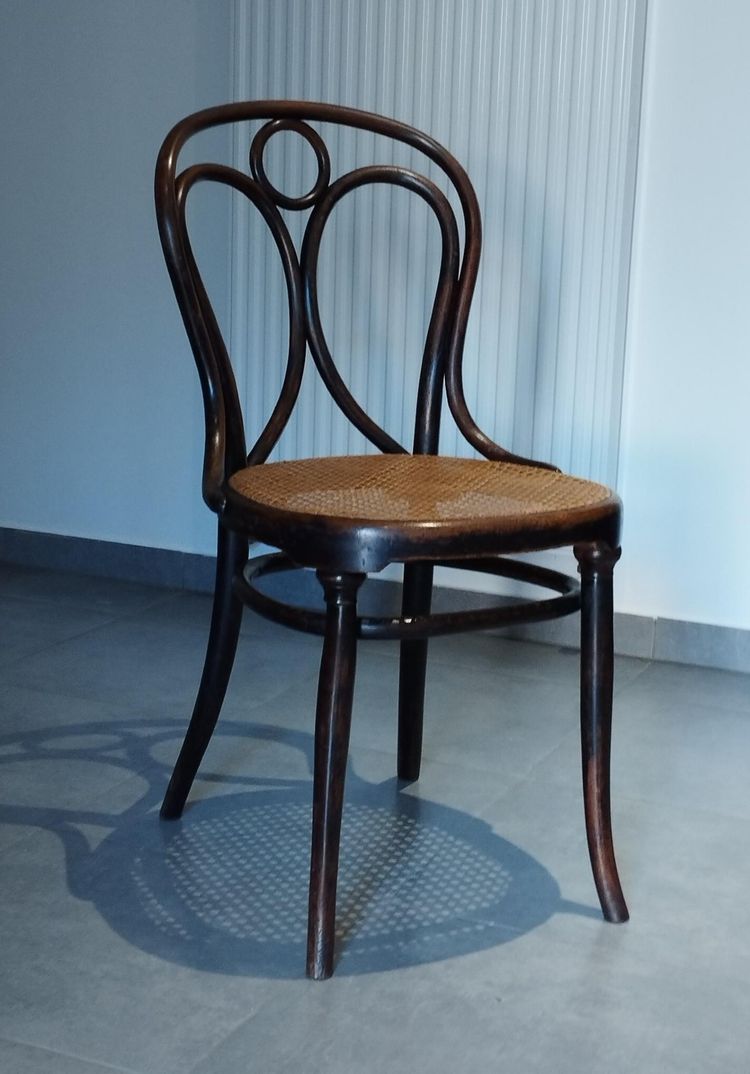 Thonet-Stuhl, Nummer 19, der „Engelsstuhl“, „Engelsstuhl“, „Engelstuhl