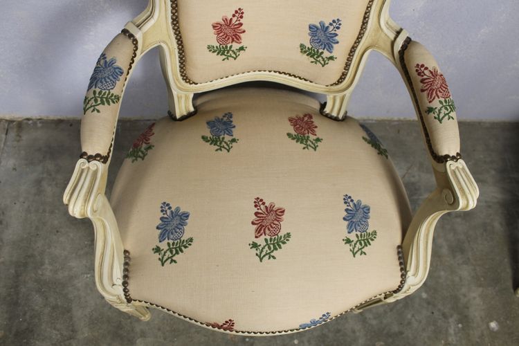 Paire de fauteuils cabriolets de style Transition époque 20ème 