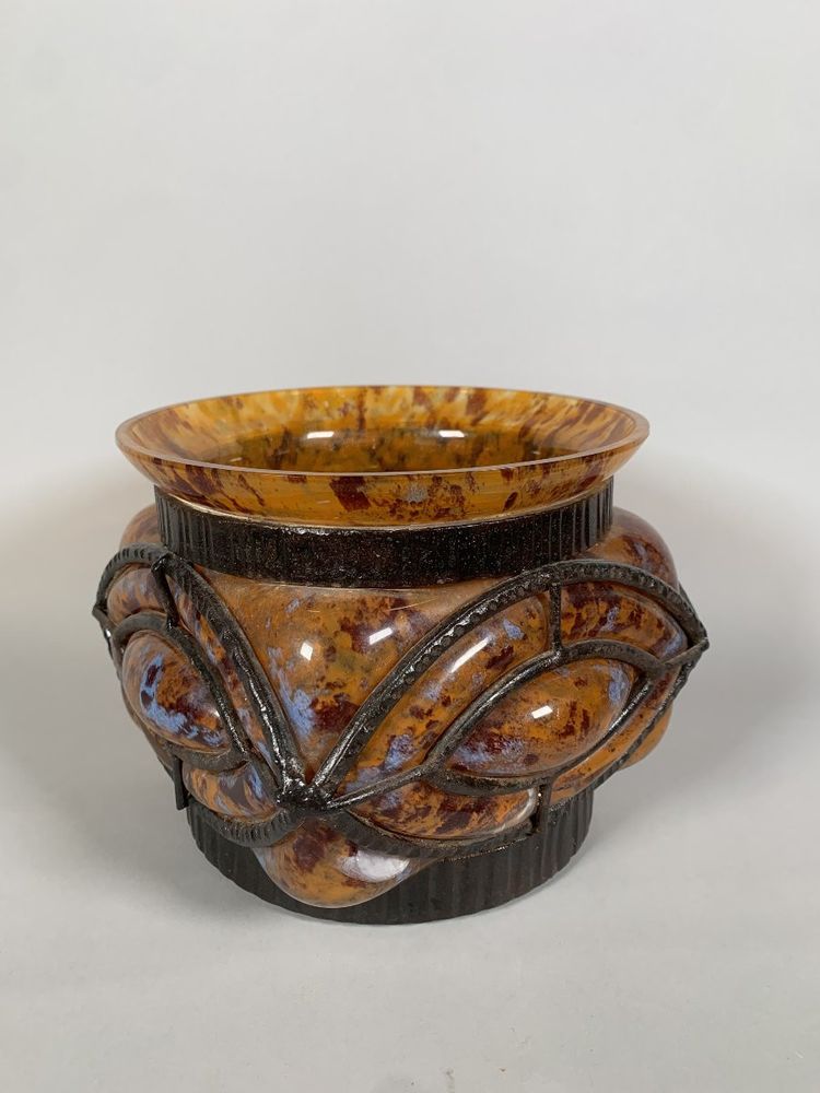 Vase Aus Glas Und Schmiedeeisen Art Deco Le Lorrain Nancy XXeme Siecle
