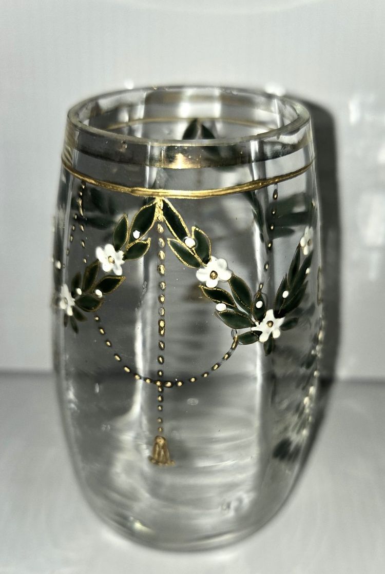 Vase aus der Jugendstilzeit, handbemalt