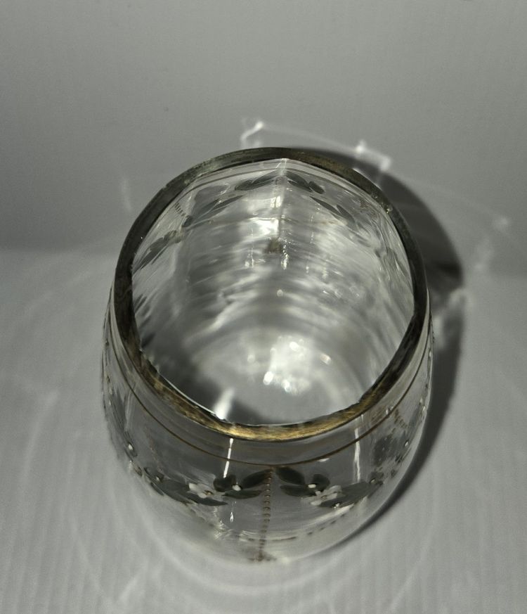 Vase aus der Jugendstilzeit, handbemalt