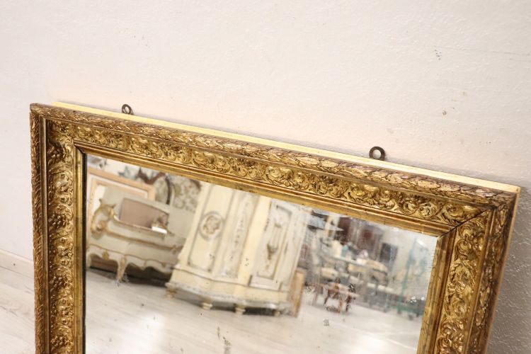 Miroir Art Nouveau en bois doré