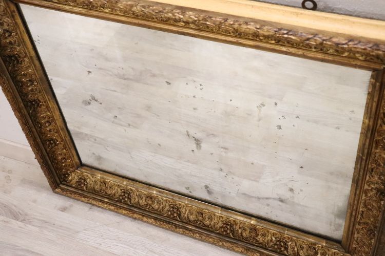 Miroir Art Nouveau en bois doré