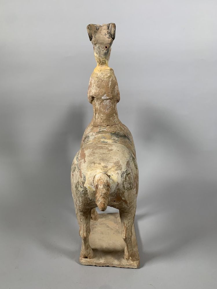 Terrakotta-Skulptur eines Reiters, Han-Dynastie, 206 v. Chr. – 220 n. Chr., China, Archäologie