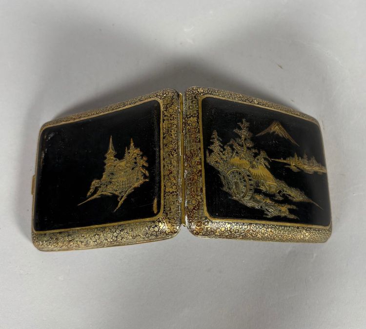Cigarette box Japan Meiji Era Early 20th century