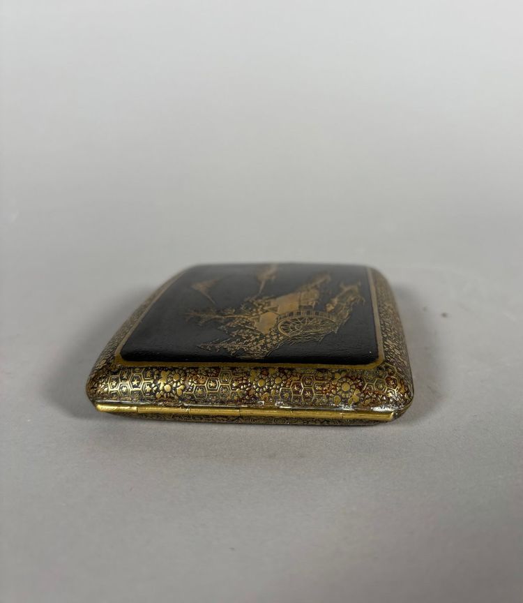 Cigarette box Japan Meiji Era Early 20th century