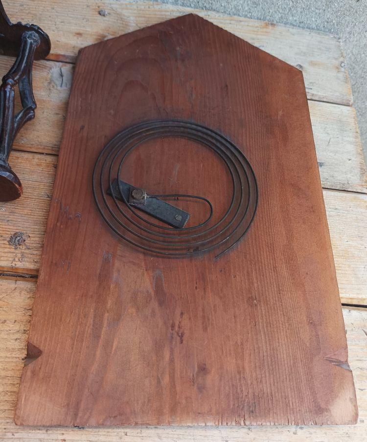 Pendule Coucou Forêt Noire en bois sculpté