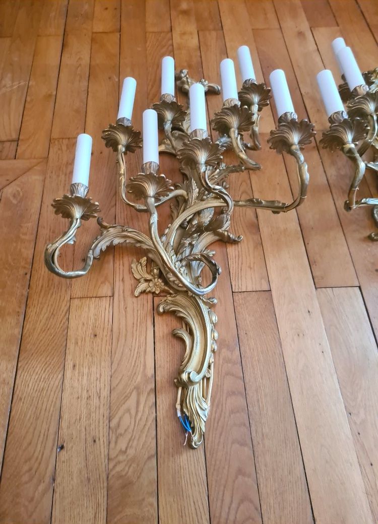 Pair of 9-light wall sconces - 90cm high - Louis XV style