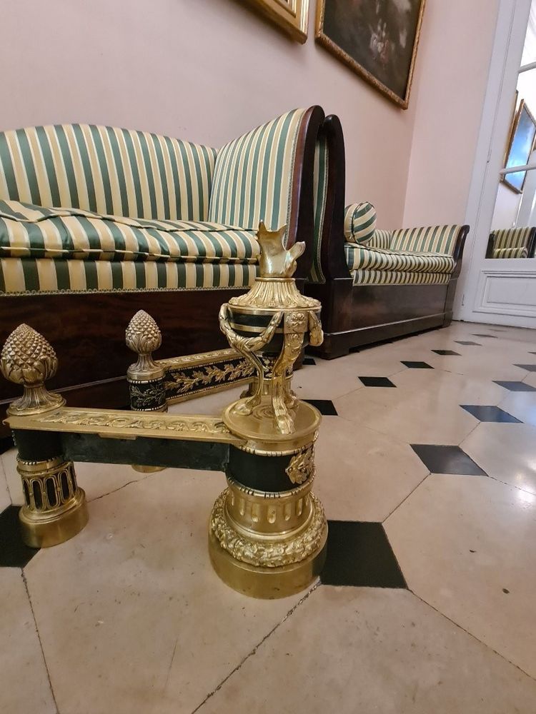 Paire de chenets en bronze doré style Louis XVI , milieu XIXème.