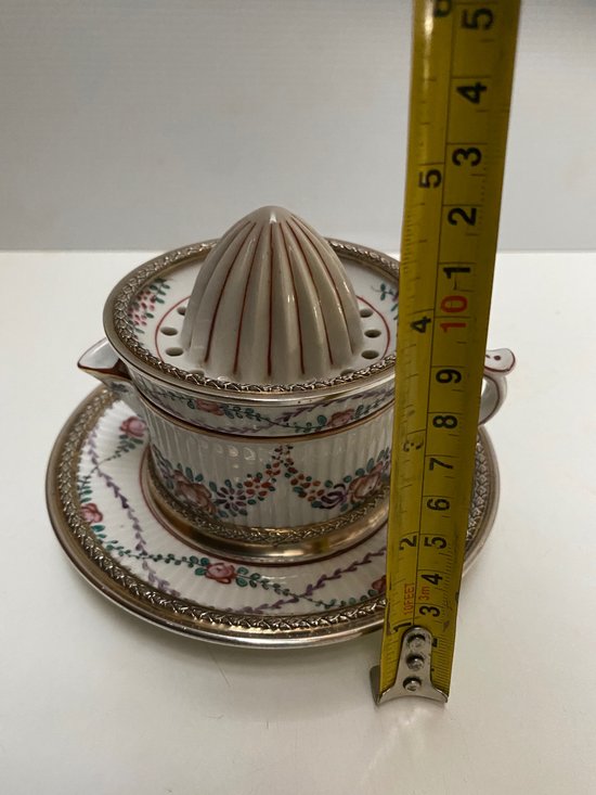 PORCELAIN CITRUS PRESS BY SANSON