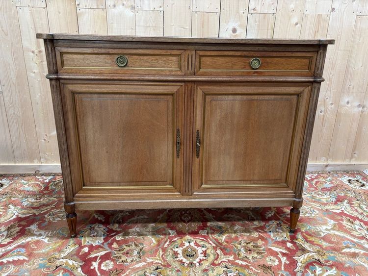 Niedriges Sideboard im Louis XVI-Stil