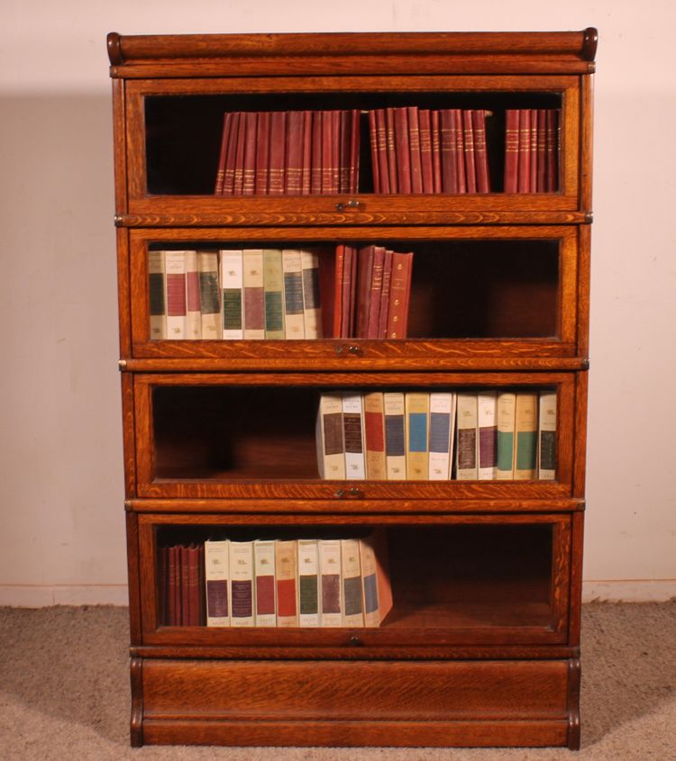 Globe Wernicke Bücherregal aus Eiche, 4 Elemente