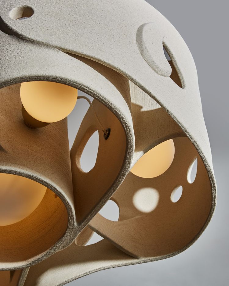 Lustre en céramique d'Olivia Cognet